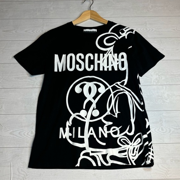Moschino Graphic T-Shirt men size 38 / equivalent to Large